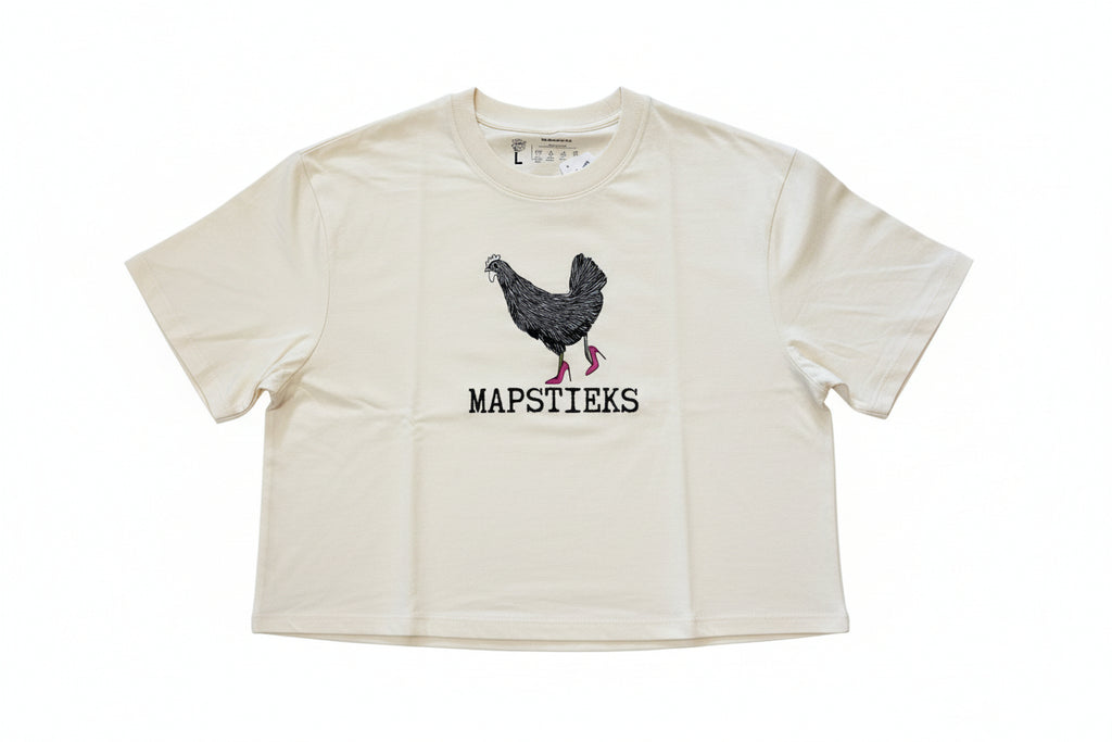 White t-shirt with a chicken graphic and 'MAPSTIEKS